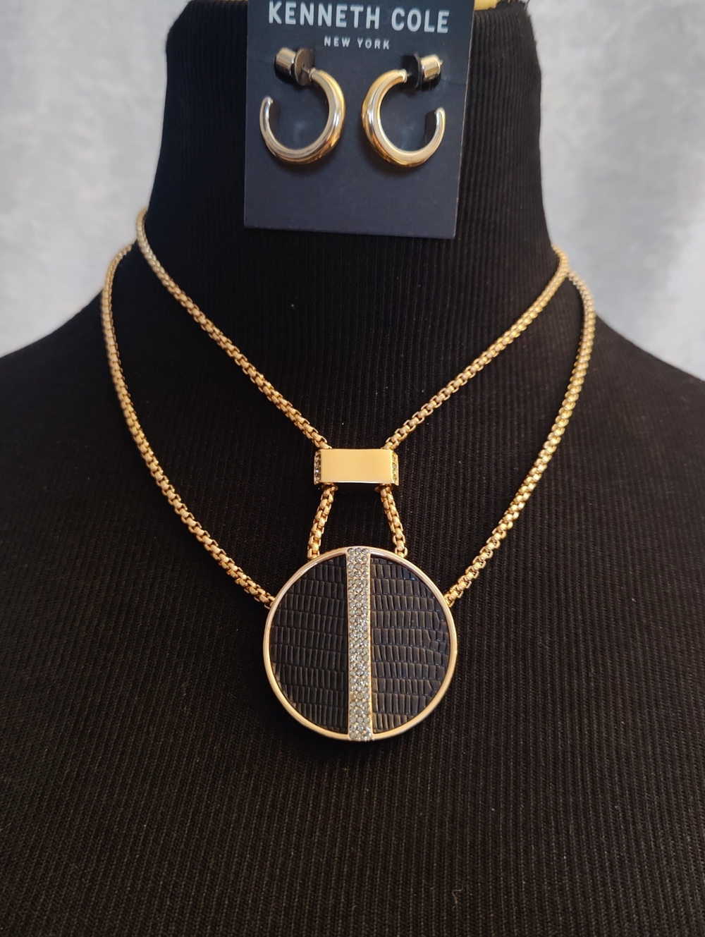 Kenneth Cole NY Reversible Pendant Necklace + Hoop Earrings Set Gold Silver Tone